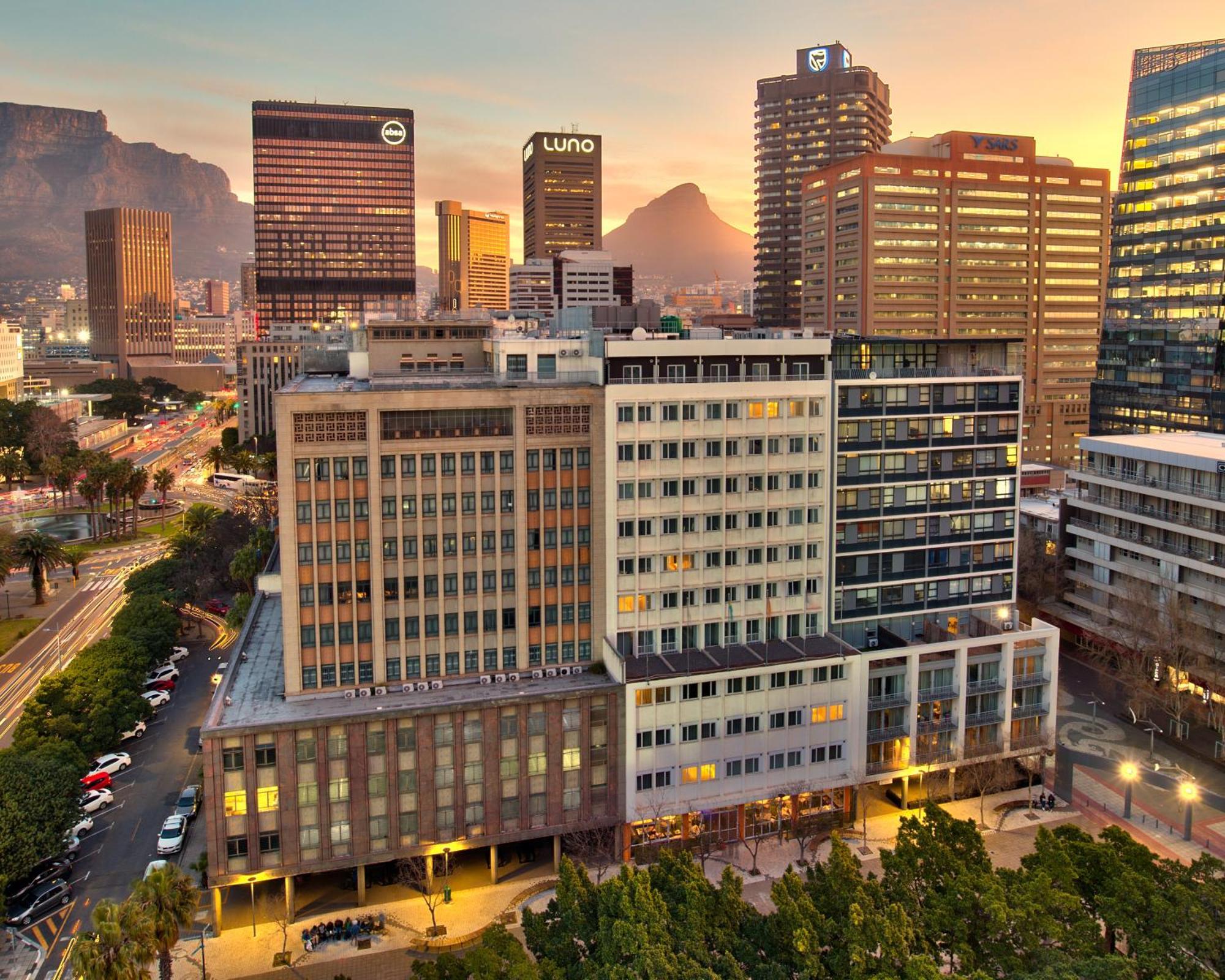 Wink Aparthotel Foreshore Cape Town Exterior photo